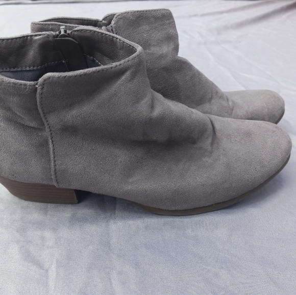 Booties - Picture 5 of 5